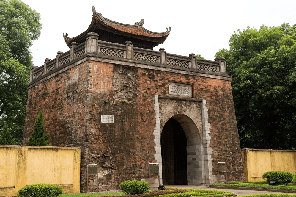 Cửa Bắc cổ kính, một trong những cổng thành hiếm hoi còn lại tại Hà Nội
