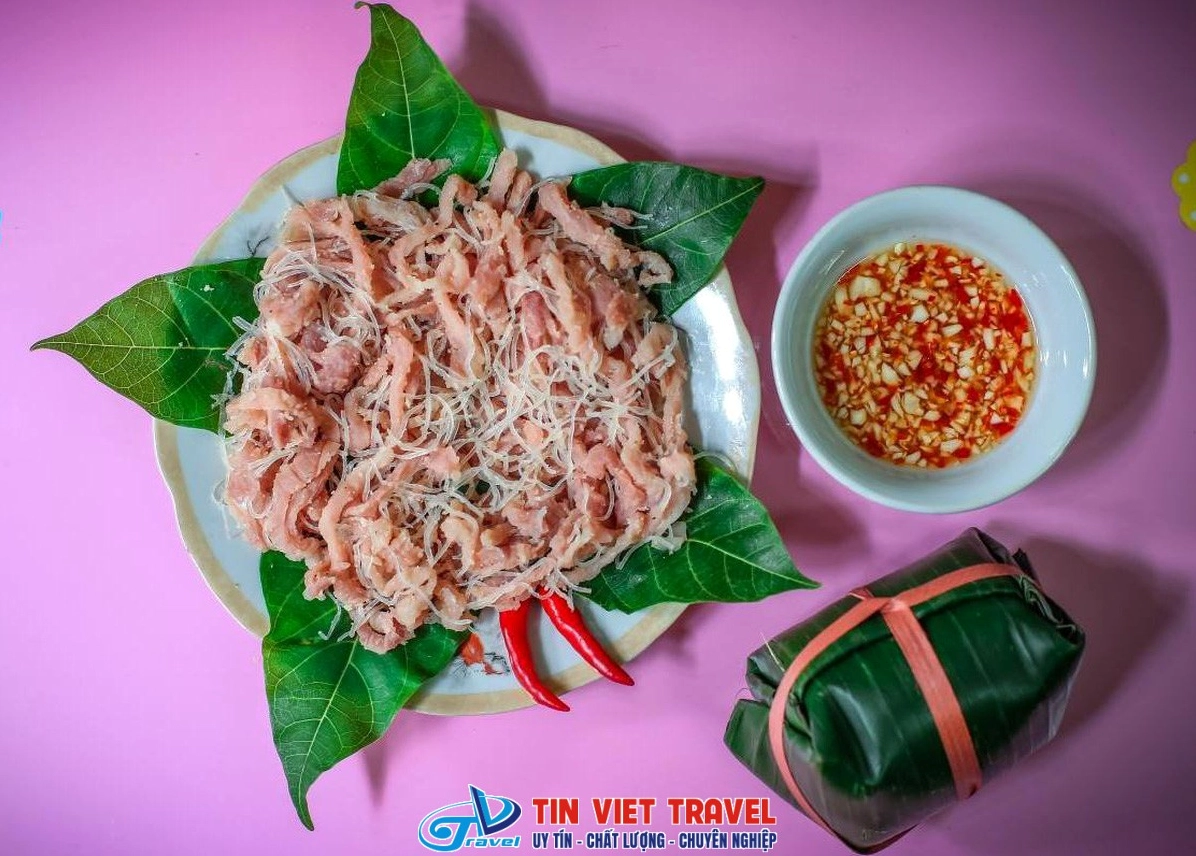 Đặc sản nem chua Yên Mạc, một món ăn nổi tiếng Ninh Bình